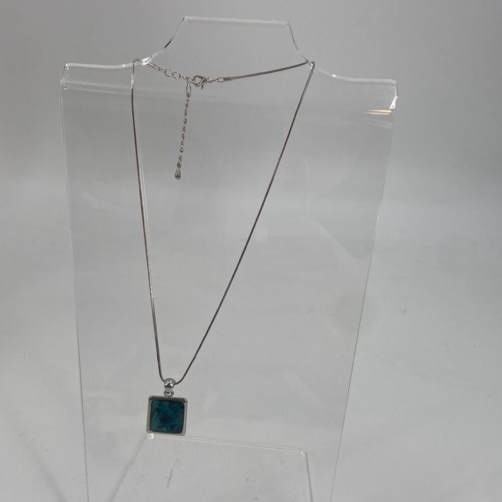 Faux mother of pearl opalescence square, Silvertone pendant